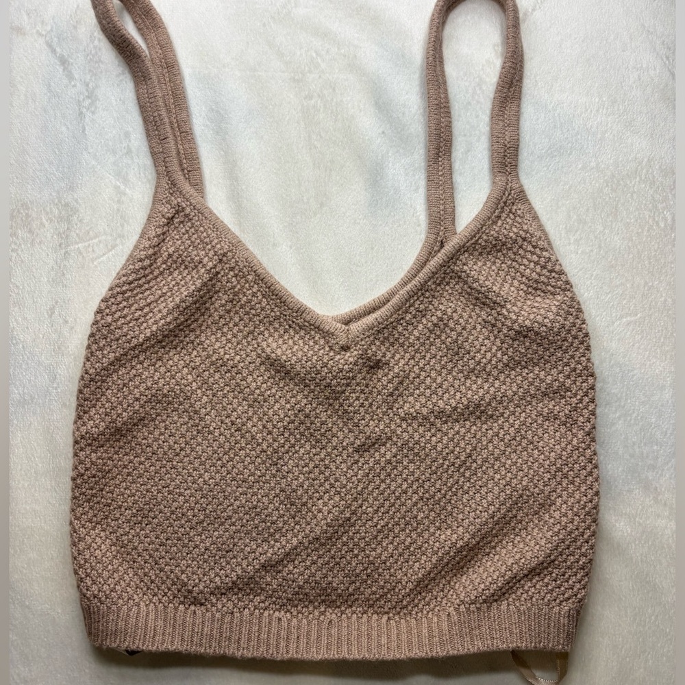 gilly hicks night time top